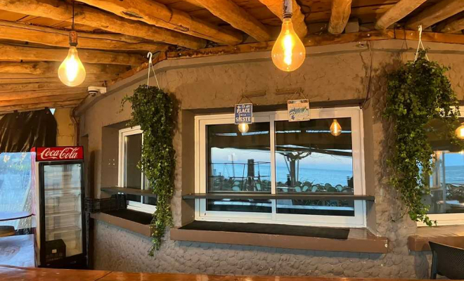 Restaurant en bord de mer, San-Nicolao, BOR DI MARE